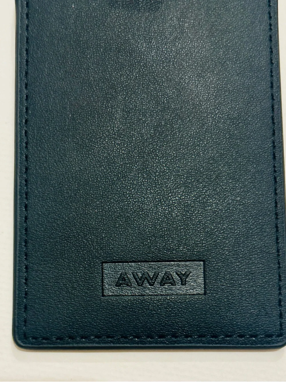 Away Black Leather Luggage Tag